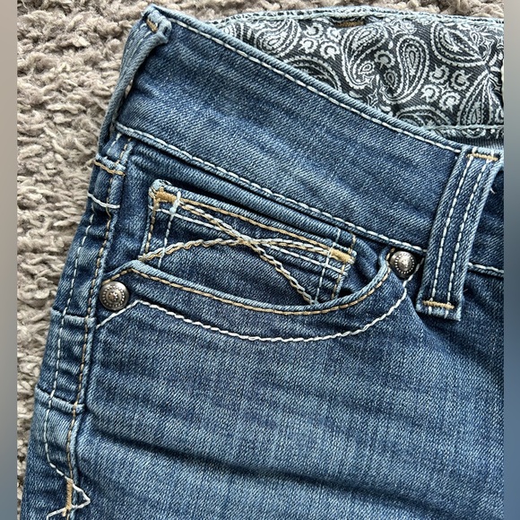 Ariat REAL Mid-Rise Boot Cut Jeans, 26L - Picture 3 of 6
